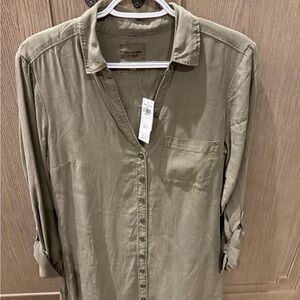 Abercrombie & Fitch Khaki Button-Up dress